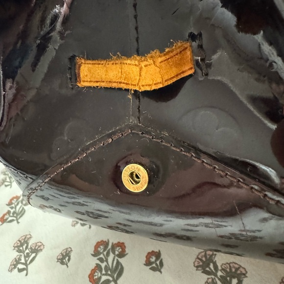 Louis Vuitton Vintage Amarate Vernis Monogram Rosewood Avenue Bag - Picture 6 of 13